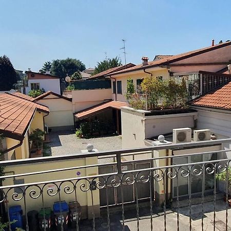 Ferienwohnung Casa Sobborghi Monza Exterior foto