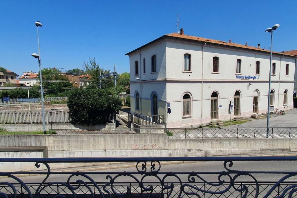 Ferienwohnung Casa Sobborghi Monza Exterior foto